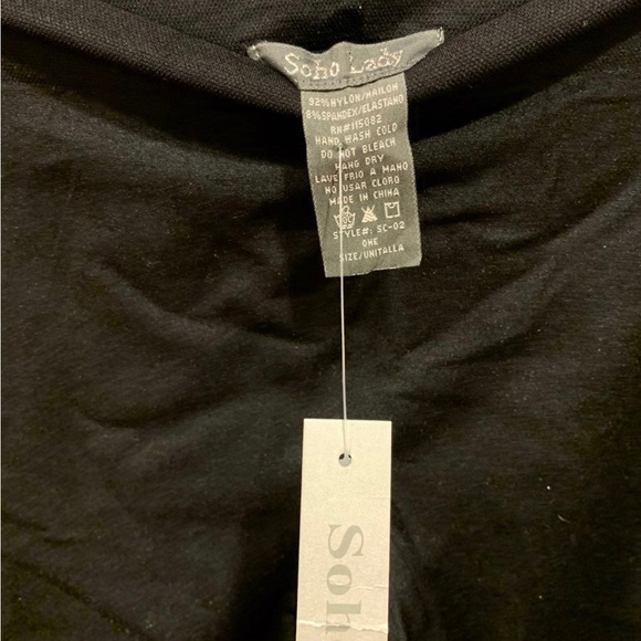 New with tags Soho Lady one size black Capri legging style # SC-02 - Picture 2 of 2